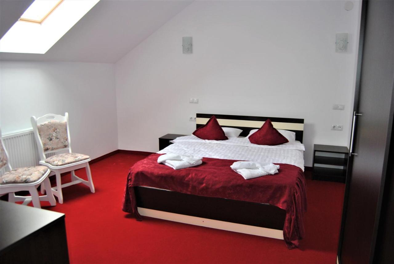 Ari Events Hotell Caseiu Eksteriør bilde